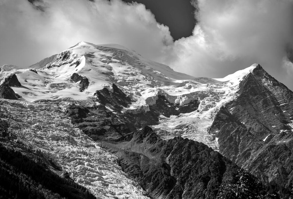 Le Mont-Blanc et le glacier de Bosson - Prise de vue depuis Chamonix